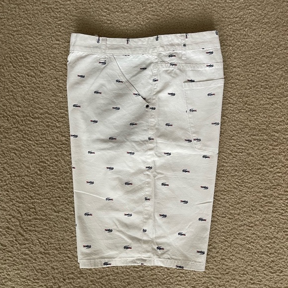 Men's Crocodile Print 5-Pocket Cotton 'Fashion Jeans' Shorts-White-Size 44 - Picture 2 of 6